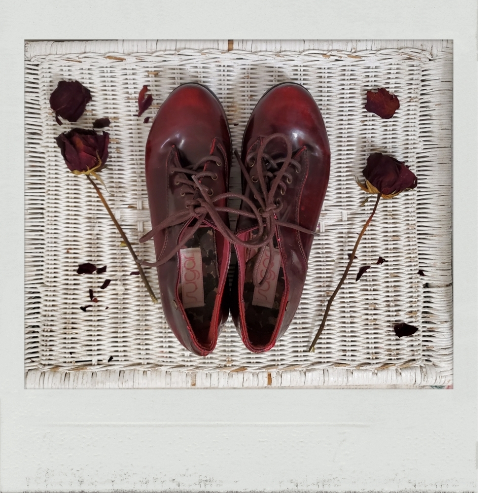 ✨BOGO FREE✨ Grunge Distressed Oxblood Red Burgundy Platform Shoes FAIR - Picture 2 of 5